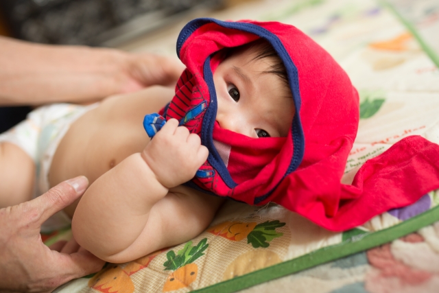 3ヶ月健診の内容はこんな感じ ポイントは服装 持ち物はこれ こども ママ 元気